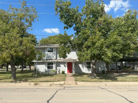 204 E Rucker Street