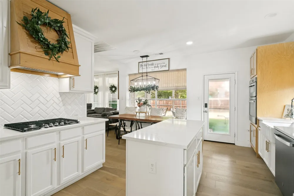 3321 Stone Glen Drive Plano, TX 75074