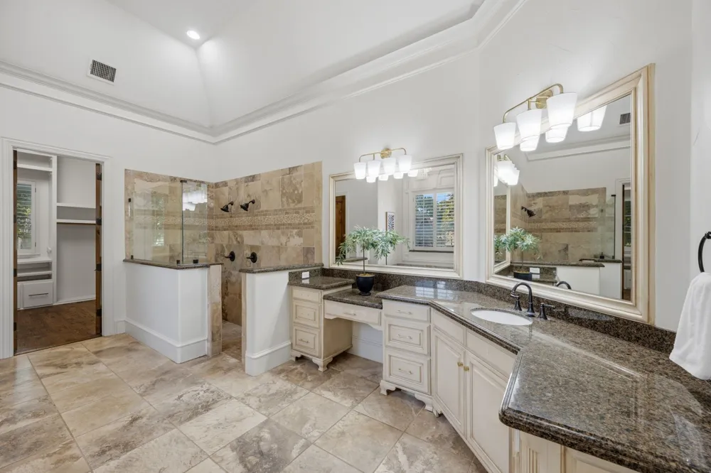 6201 Theresa Lane Colleyville, TX 76034
