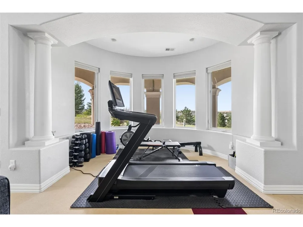 8926 Ridgepoint Way Castle Pines, CO 80108