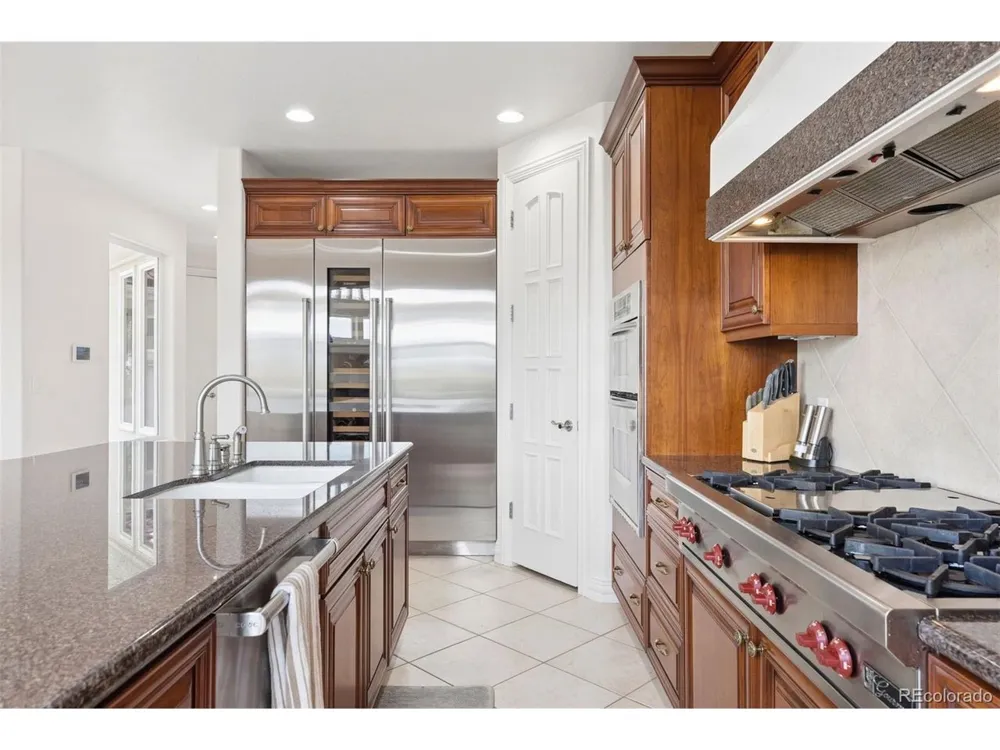 8926 Ridgepoint Way Castle Pines, CO 80108