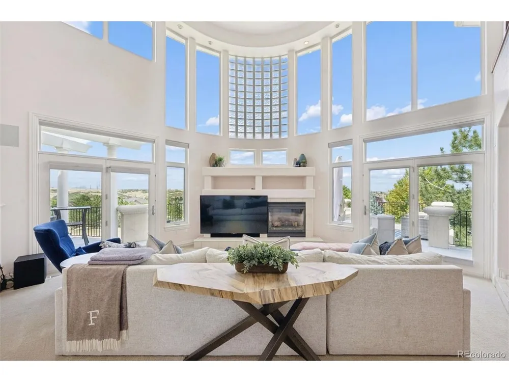 8926 Ridgepoint Way Castle Pines, CO 80108