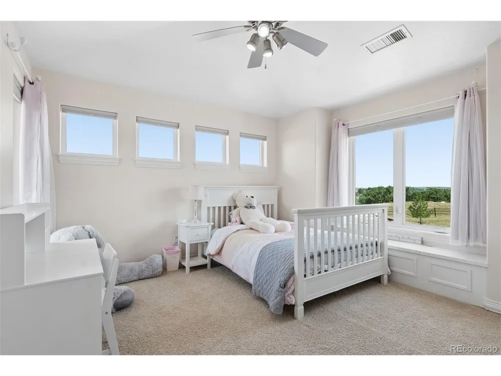 8926 Ridgepoint Way Castle Pines, CO 80108