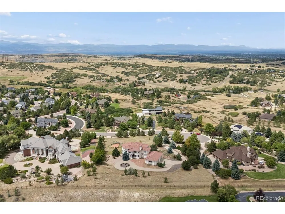 8926 Ridgepoint Way Castle Pines, CO 80108
