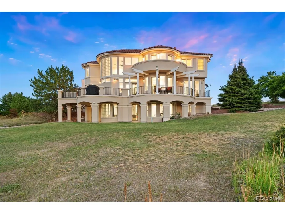 8926 Ridgepoint Way Castle Pines, CO 80108