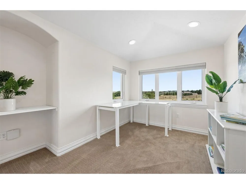 8926 Ridgepoint Way Castle Pines, CO 80108