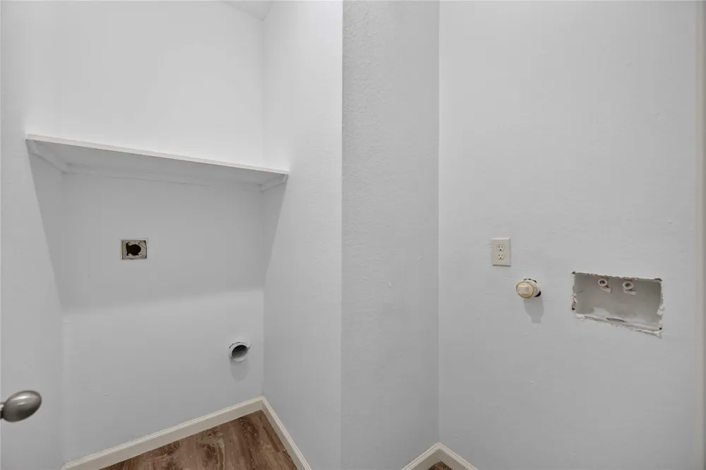 7313 Wren Circle Texas City, TX 77591