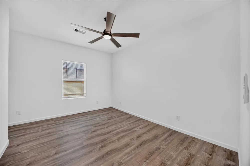 7313 Wren Circle Texas City, TX 77591