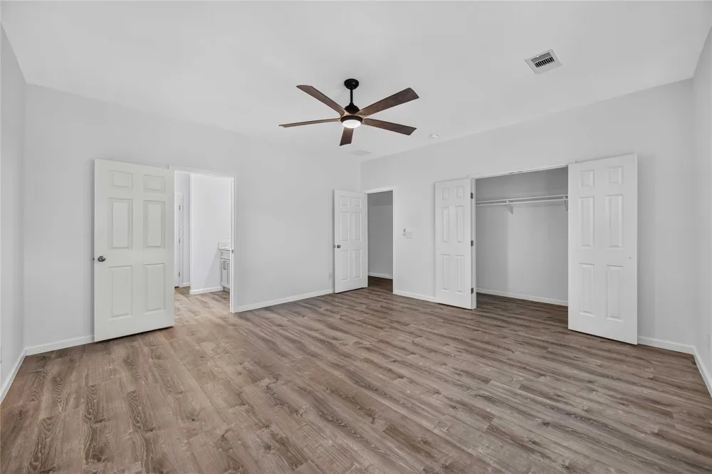7313 Wren Circle Texas City, TX 77591