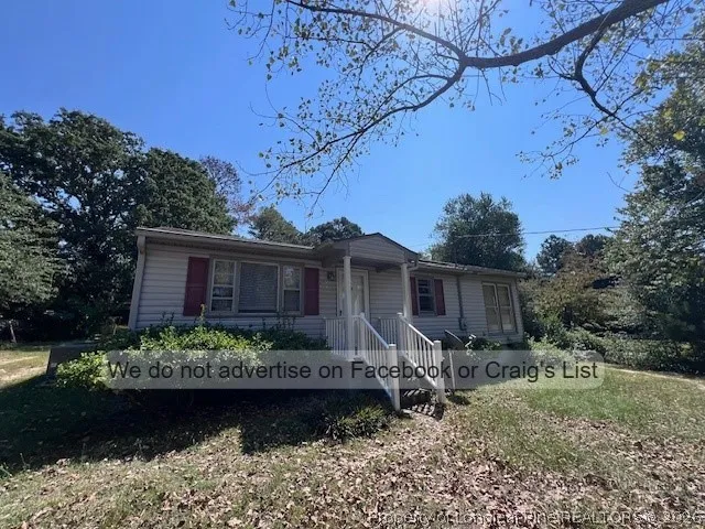 2817 Pine Springs Drive Fayetteville, NC 28306