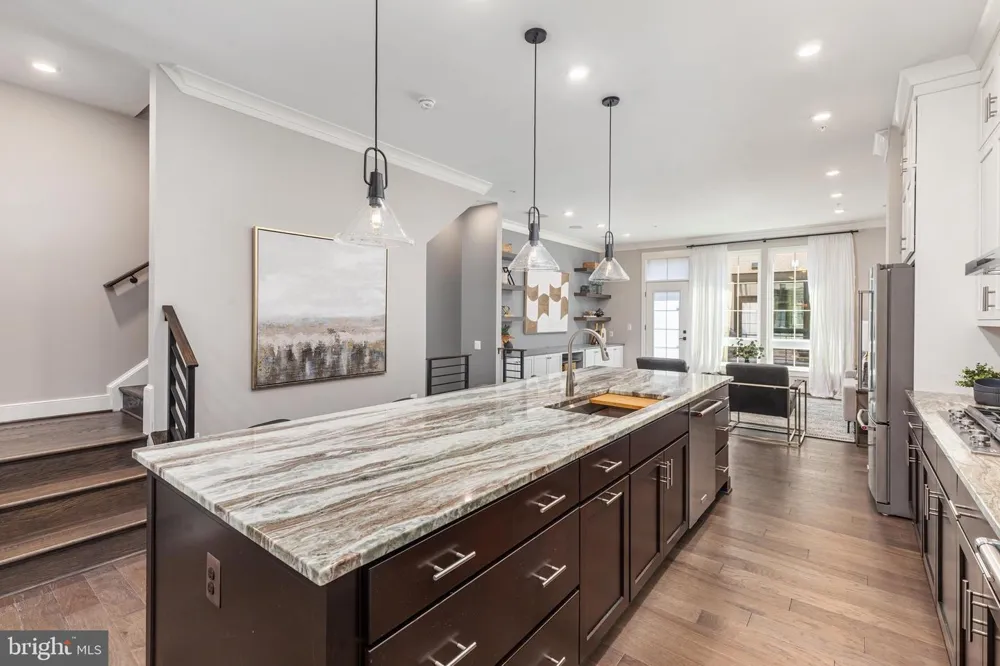 1876 EASTERLY ROAD Reston, VA 20190
