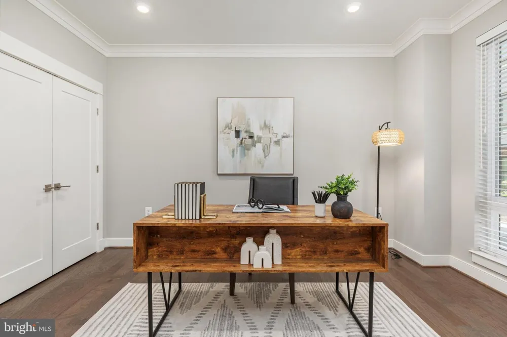 1876 EASTERLY ROAD Reston, VA 20190