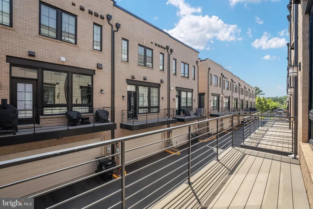 1876 EASTERLY ROAD Reston, VA 20190