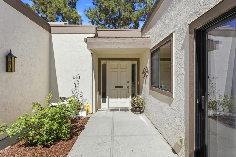 6202 Gerdts San Jose, CA 95135
