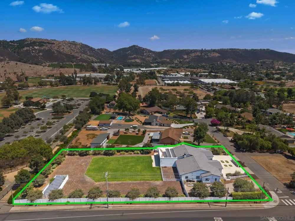 105 Equestrian San Marcos, CA 92069