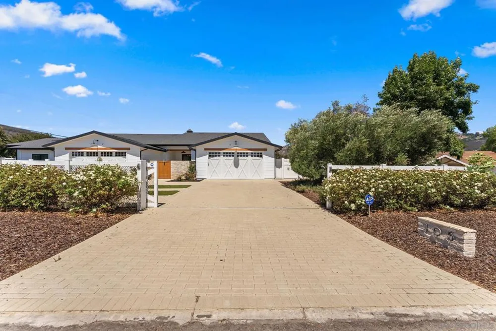 105 Equestrian San Marcos, CA 92069