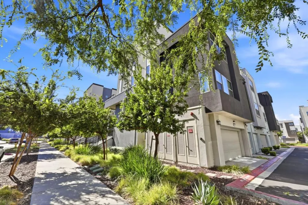 6824 Steel Court San Jose, CA 95119