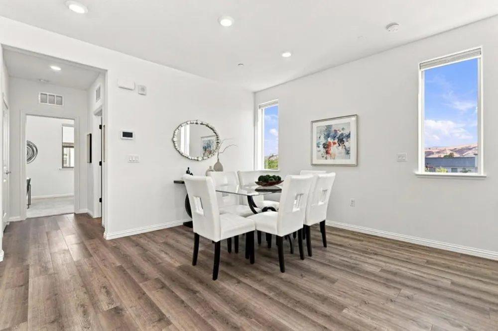 6824 Steel Court San Jose, CA 95119