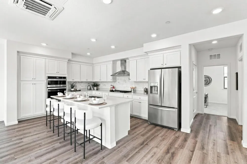 6824 Steel Court San Jose, CA 95119