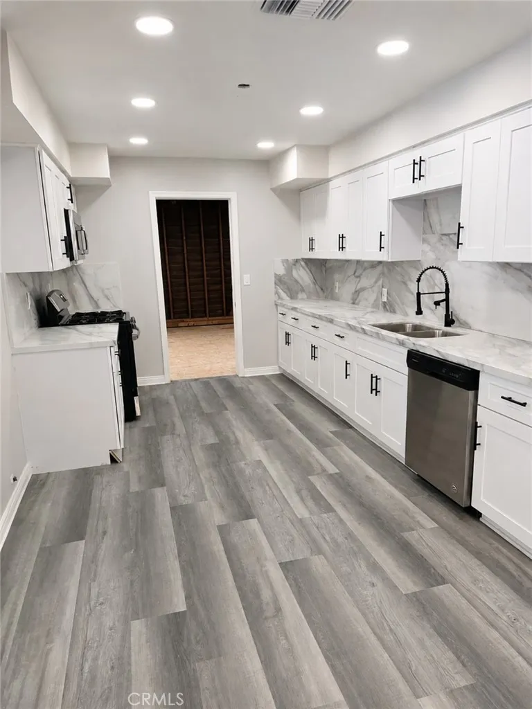 34973 Shasta St Yucaipa, CA 92399