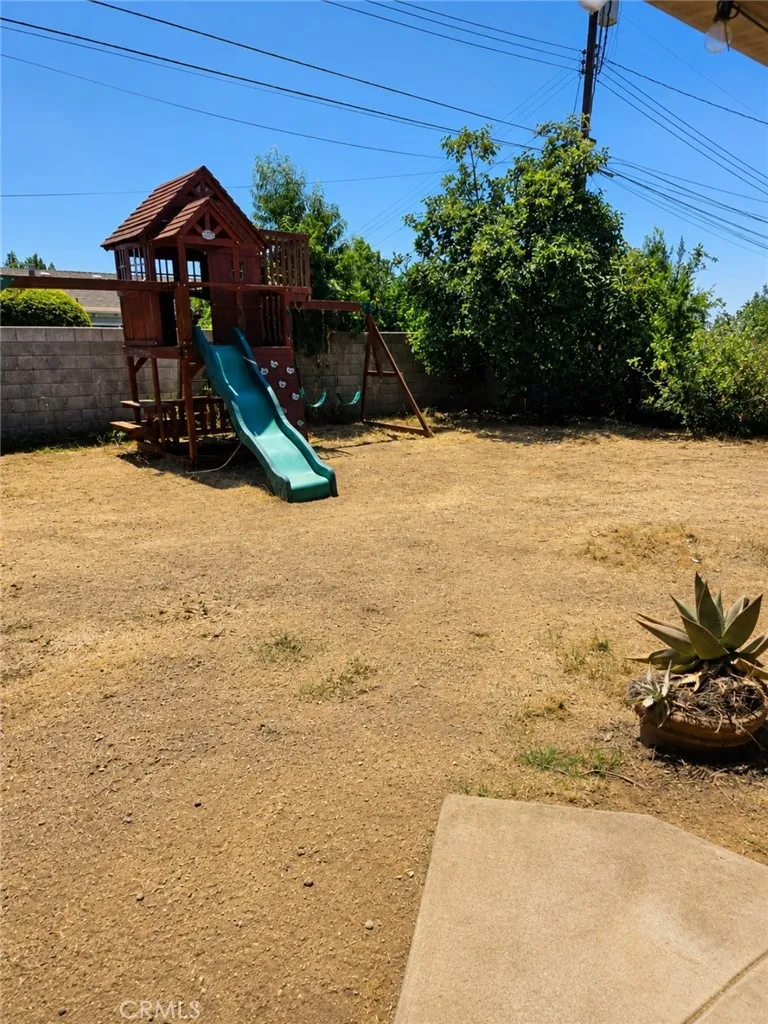 34973 Shasta St Yucaipa, CA 92399