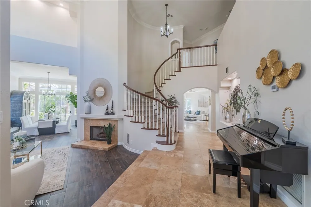 36008 Corte Coruna Murrieta, CA 92562