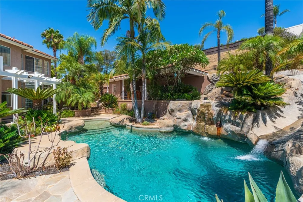 36008 Corte Coruna Murrieta, CA 92562