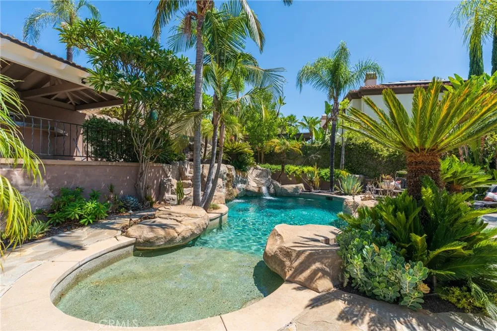 36008 Corte Coruna Murrieta, CA 92562