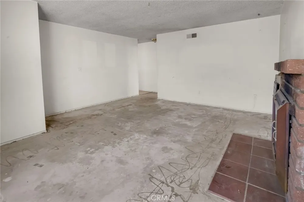 9704 Mines Avenue Pico Rivera, CA 90660