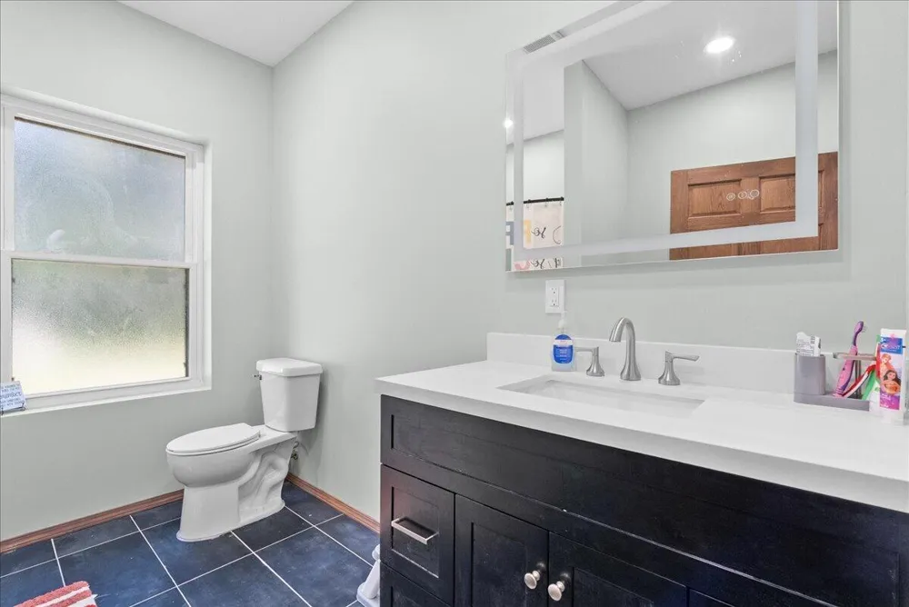 25455 L DRIVE Albion, MI 49224