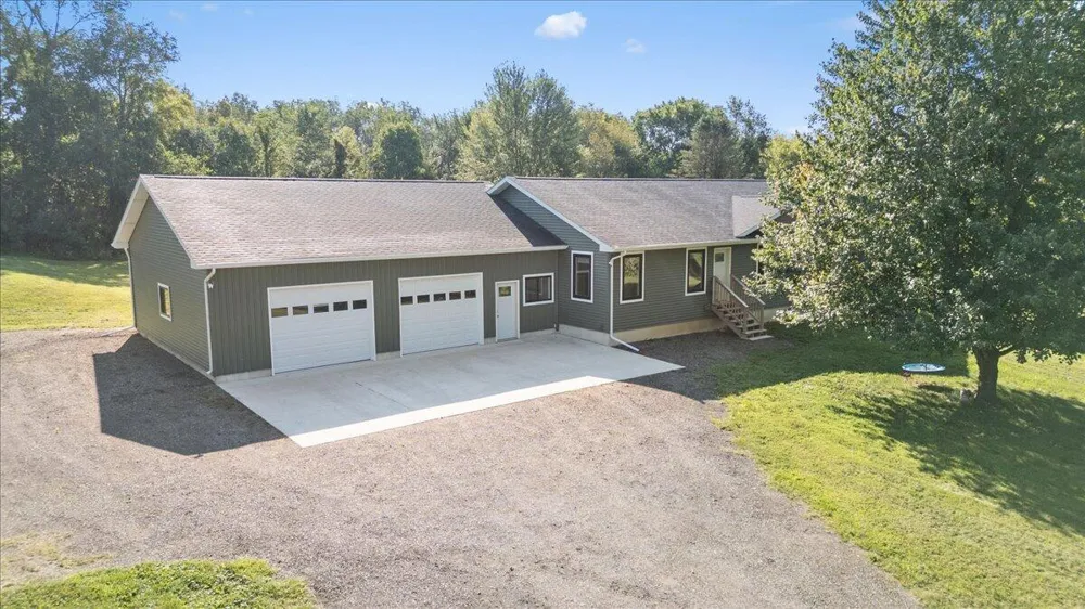 3867 Edgar Road Leslie, MI 49251