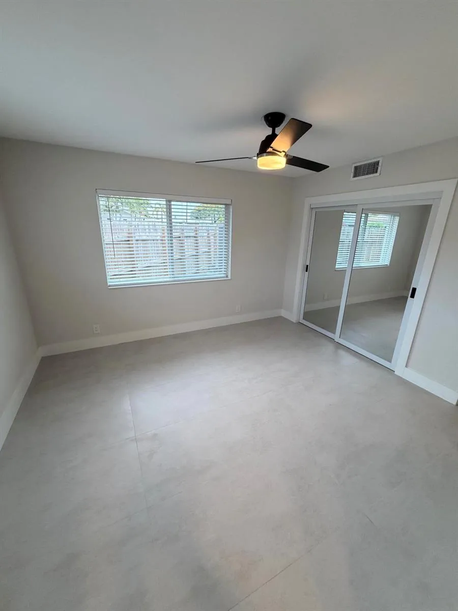 1100 W CAMINO REAL Boca Raton, FL 33486