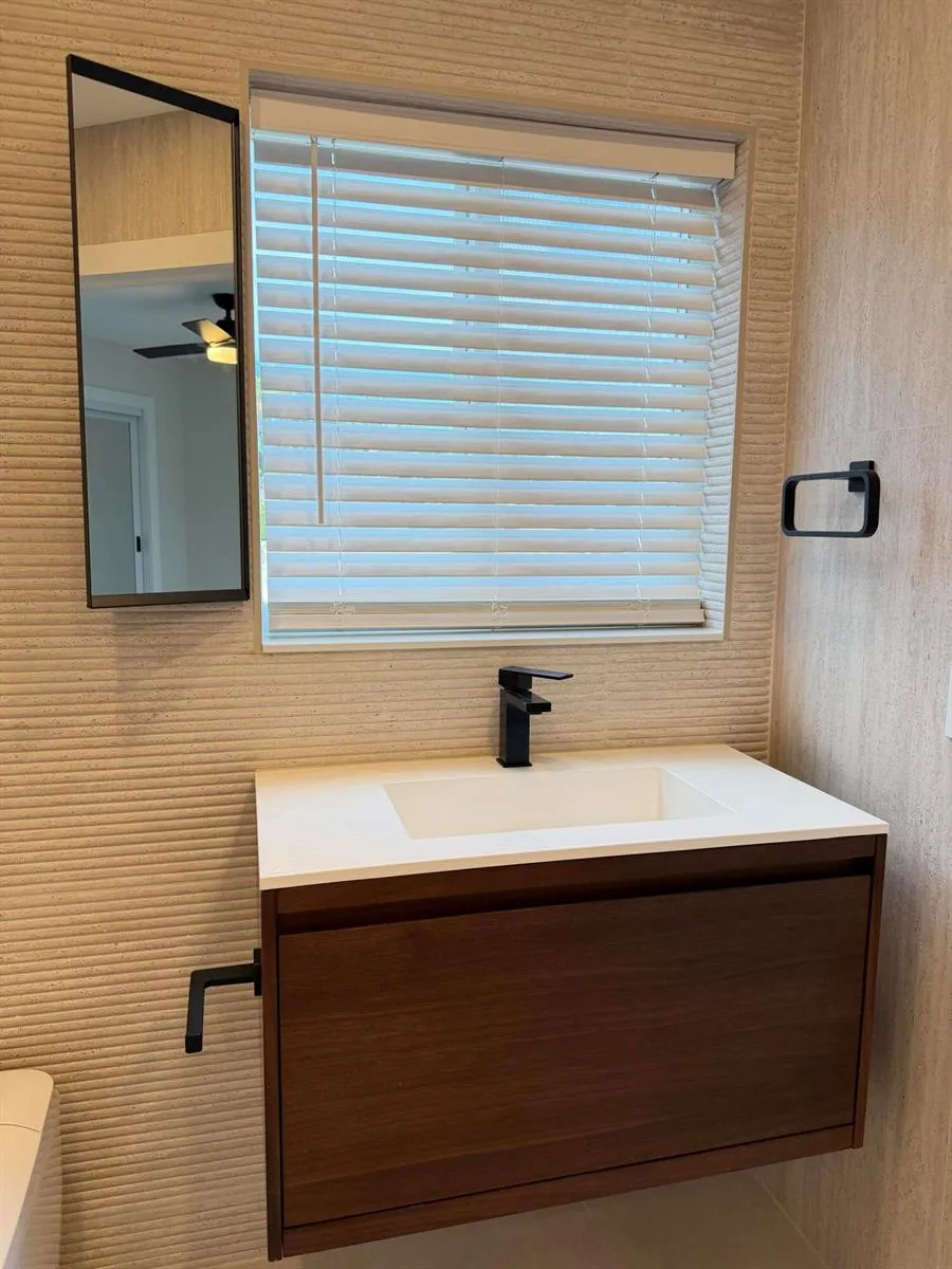 1100 W CAMINO REAL Boca Raton, FL 33486