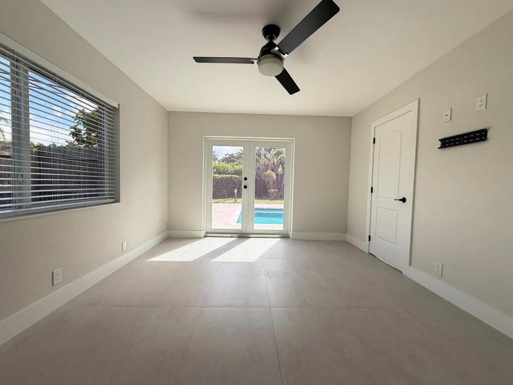 1100 W CAMINO REAL Boca Raton, FL 33486