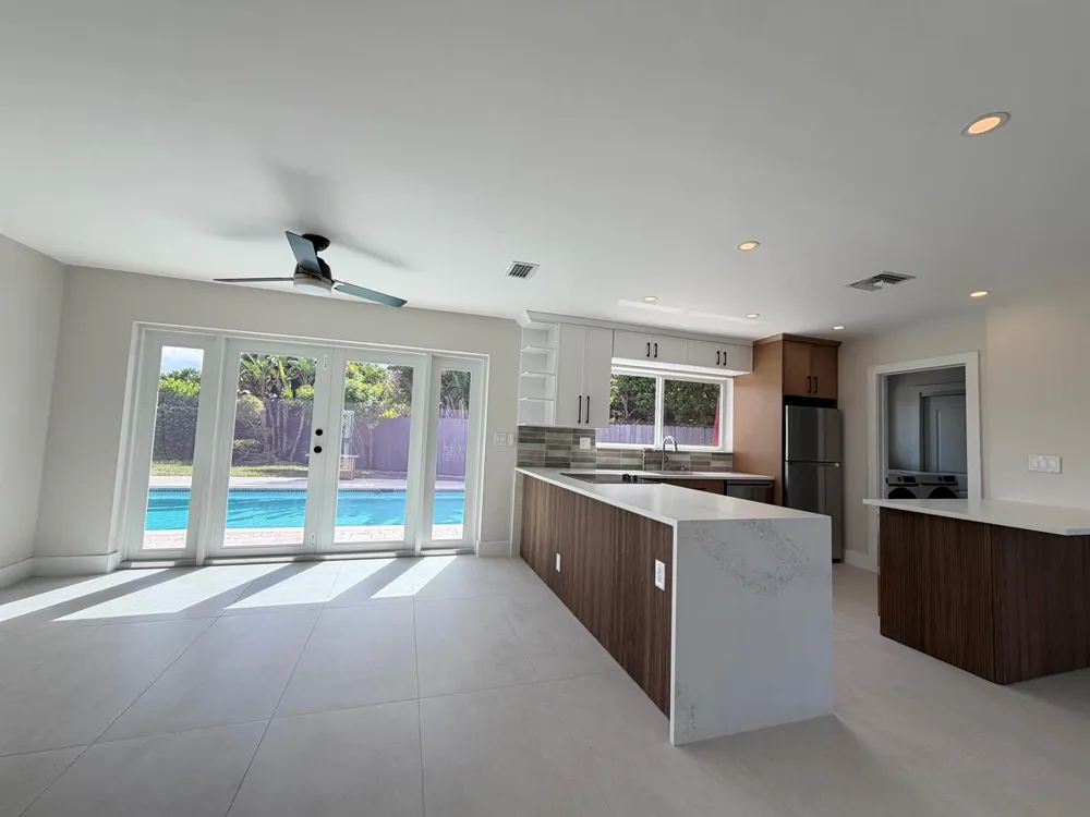 1100 W CAMINO REAL Boca Raton, FL 33486