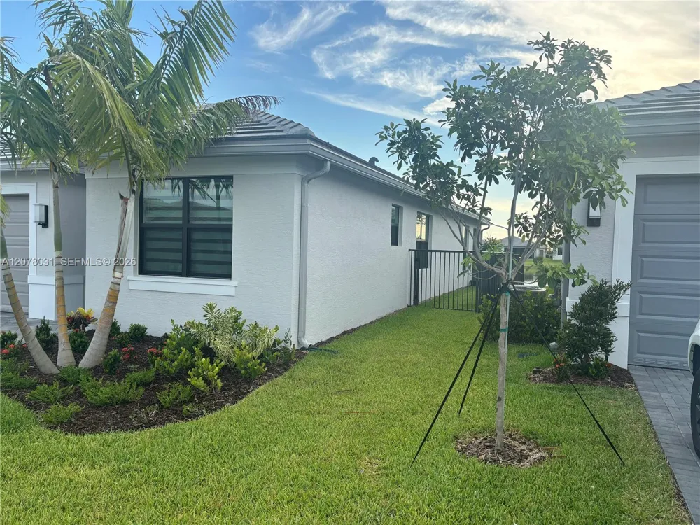 12712 SW Blue Mangrove Pkwy Port St. Lucie, FL 34987