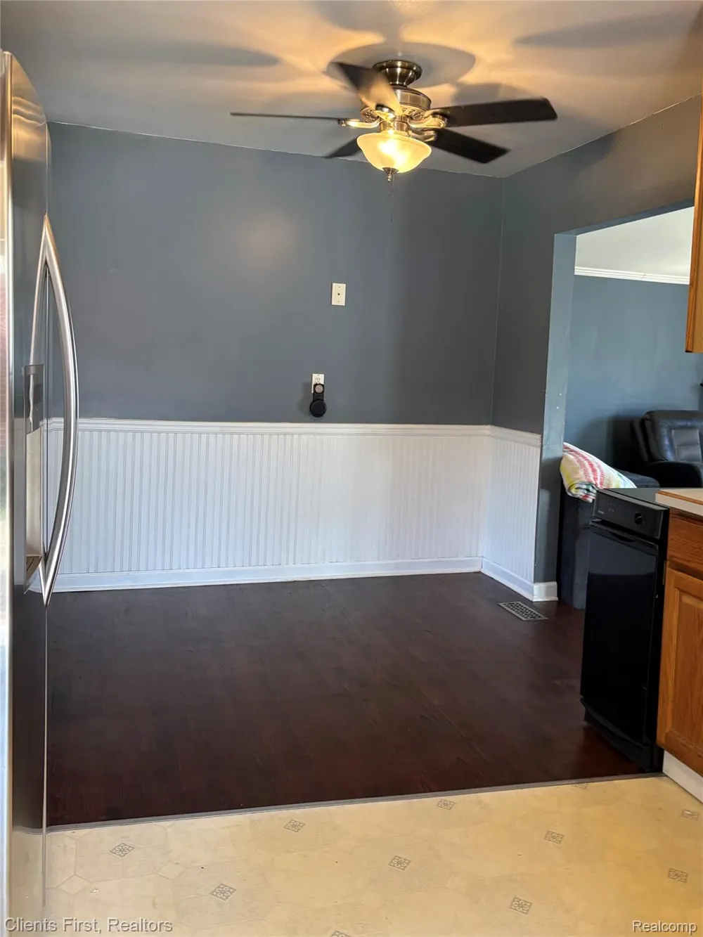 6280 Farmington Road Westland City, MI 48185