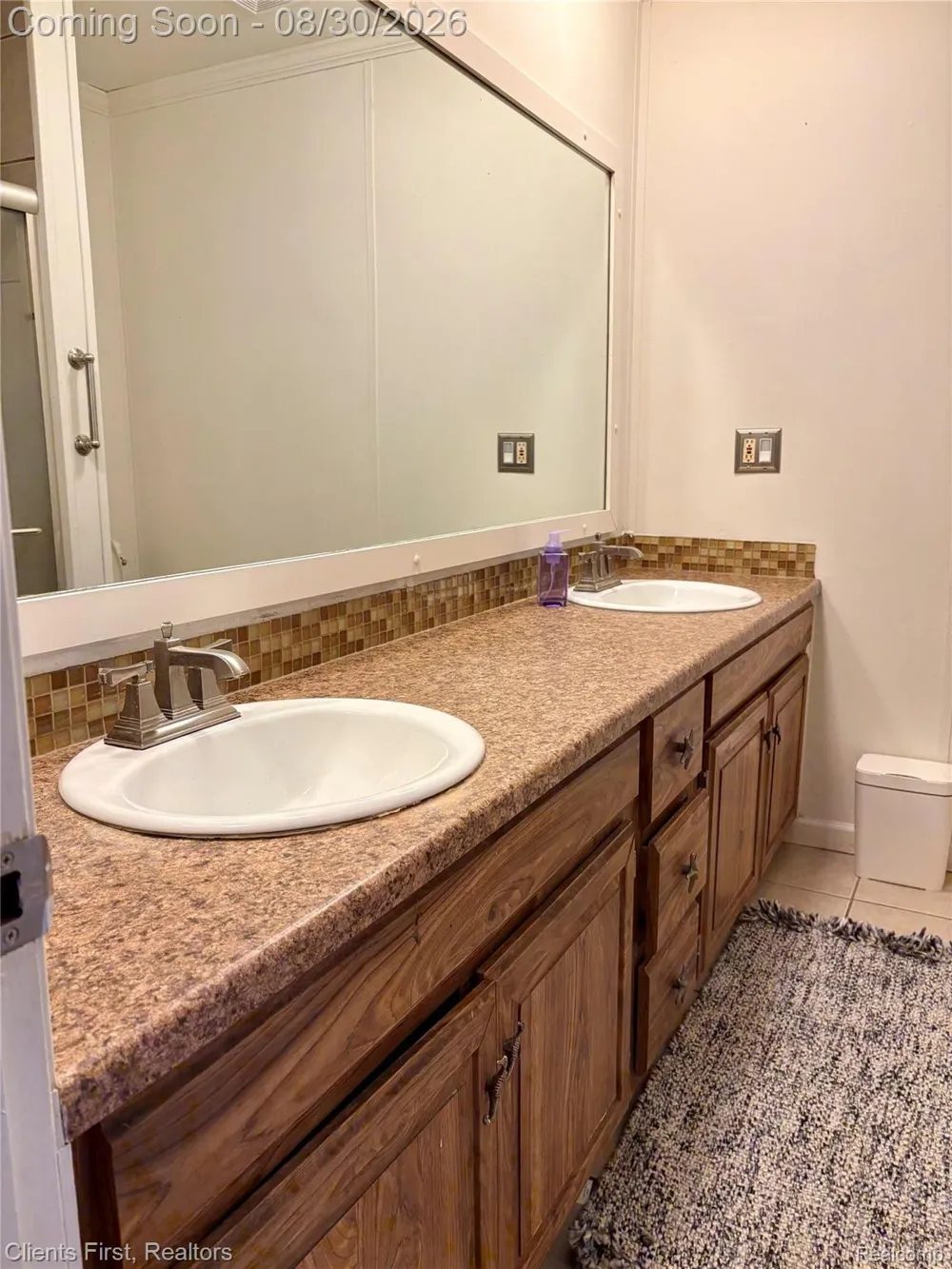6280 Farmington Road Westland City, MI 48185