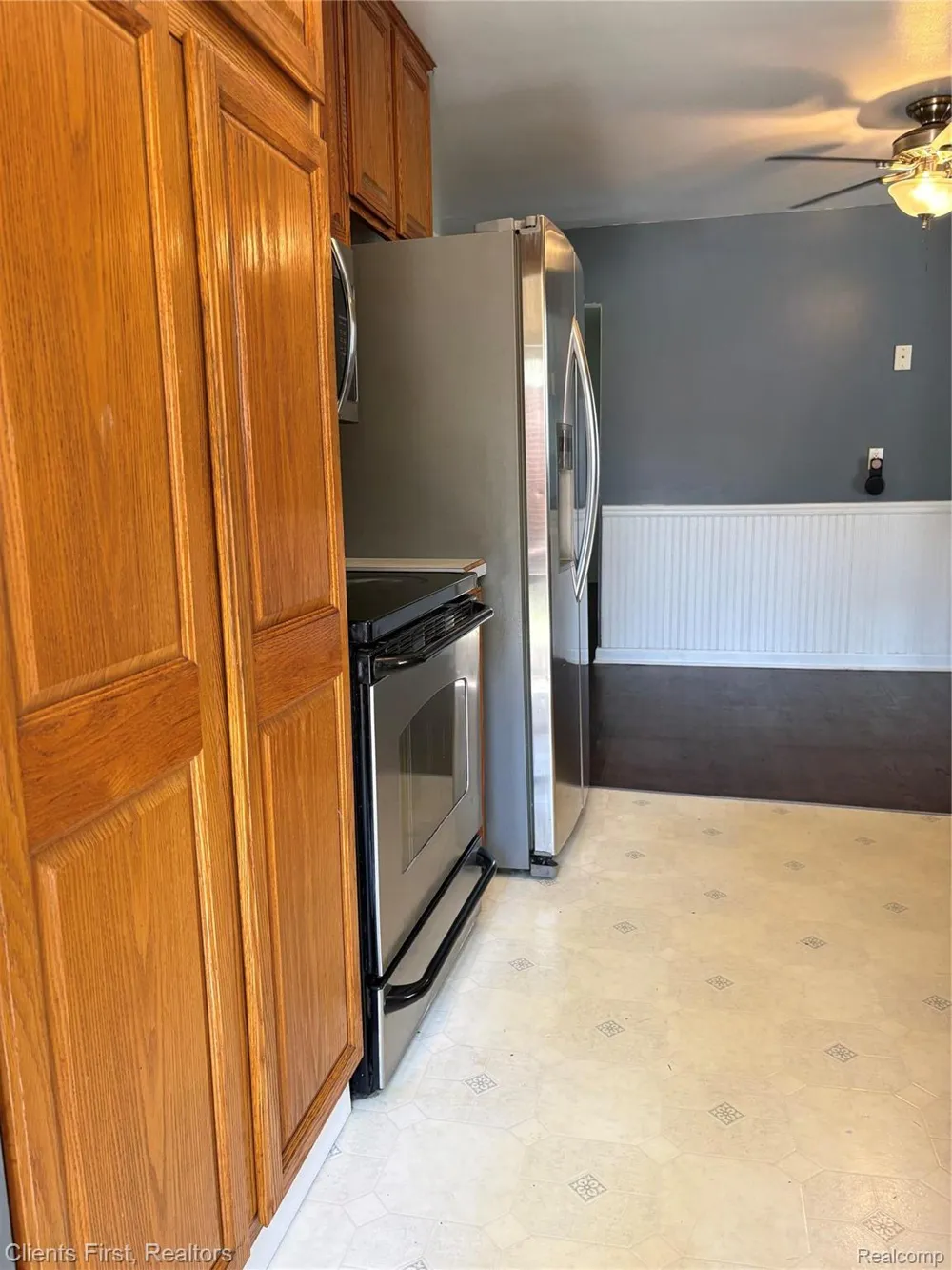 6280 Farmington Road Westland City, MI 48185