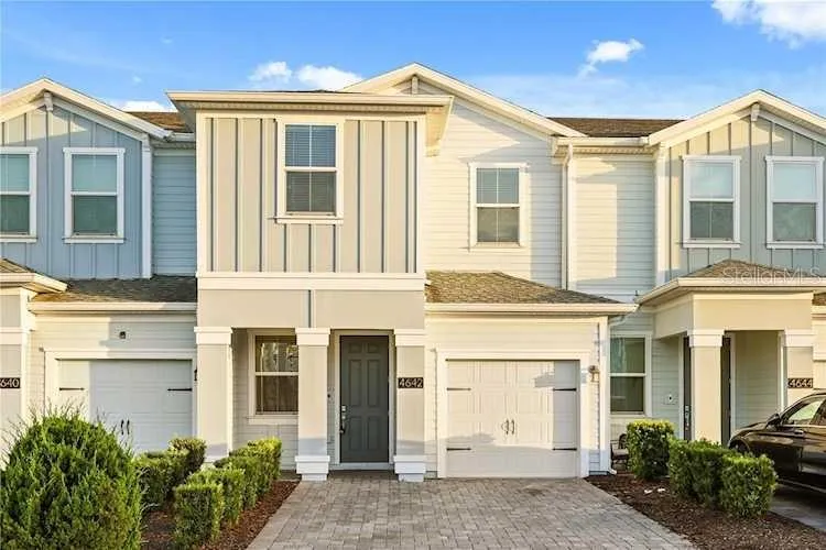 4642 TRIBUTE TRAIL Kissimmee, FL 34746