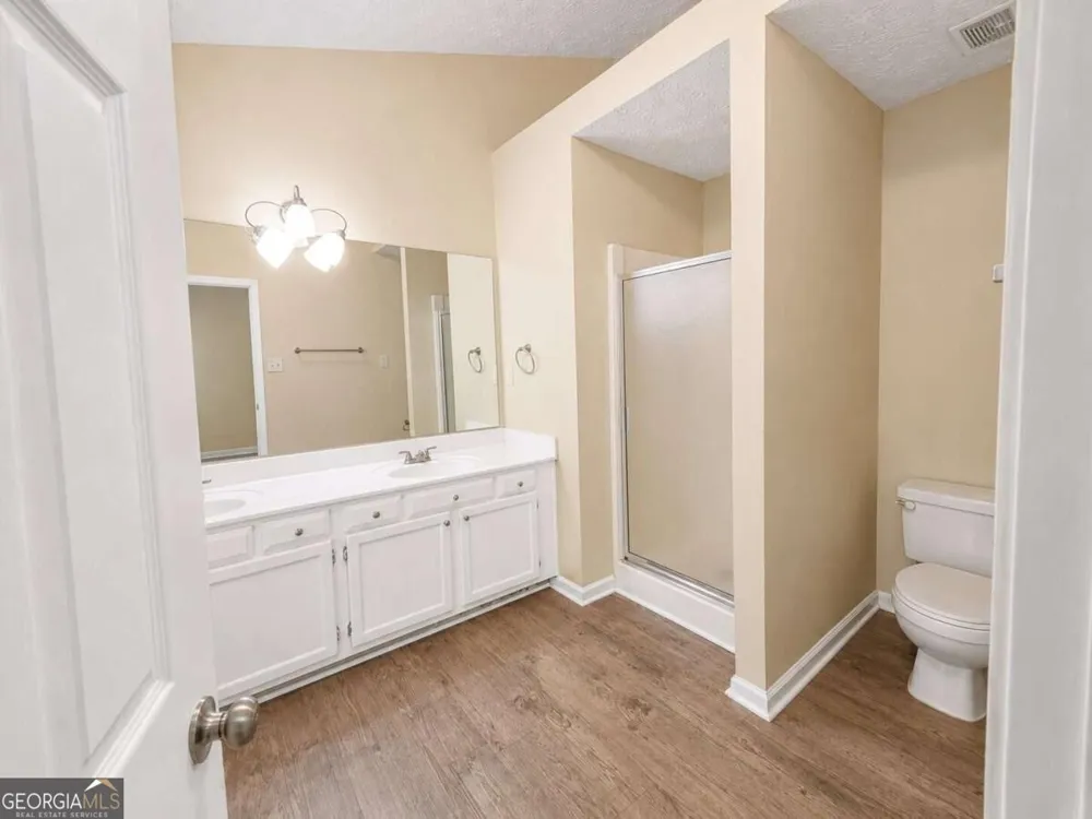 2095 Oakpointe CT Buford, GA 30519