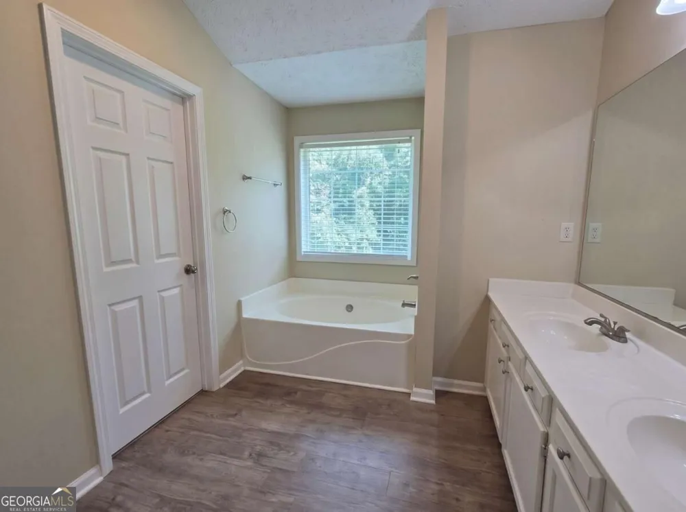 2095 Oakpointe CT Buford, GA 30519