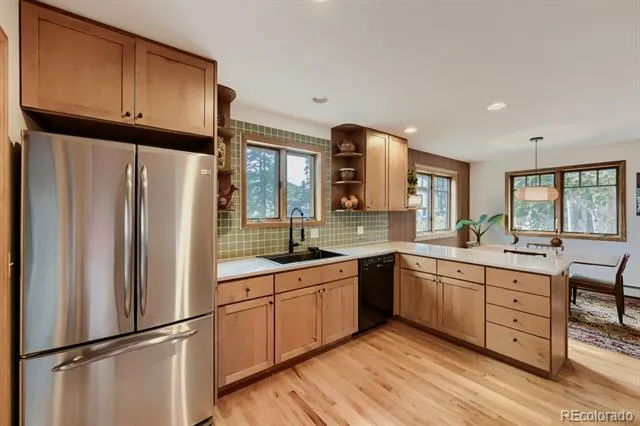 126 Signal Rock Road Golden, CO 80403