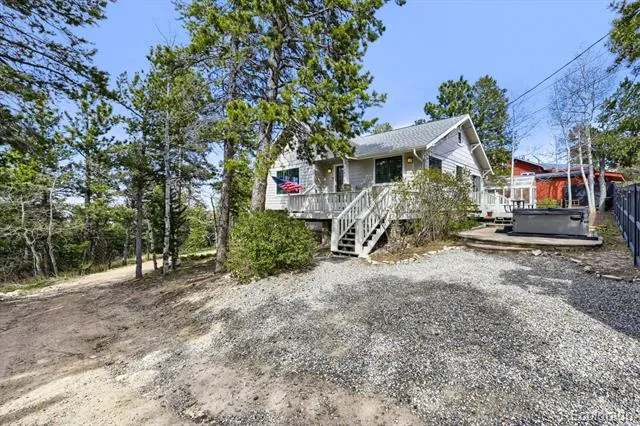126 Signal Rock Road Golden, CO 80403