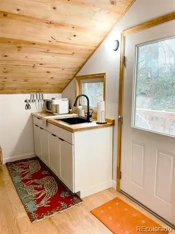 126 Signal Rock Road Golden, CO 80403