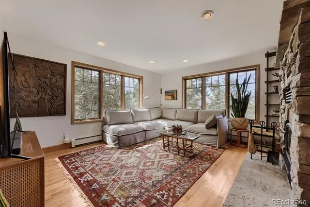 126 Signal Rock Road Golden, CO 80403