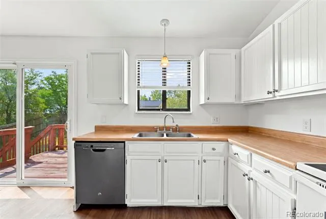 17958 E Oxford Drive Aurora, CO 80013
