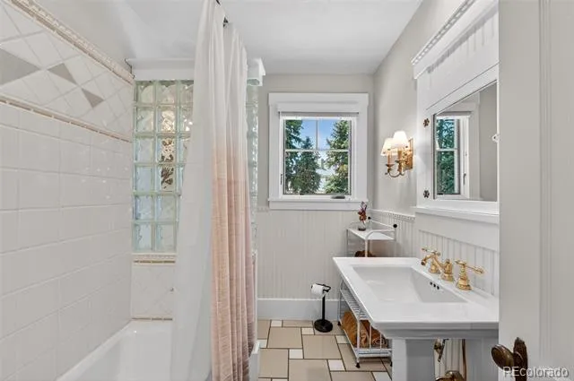 5034 Utica Street Denver, CO 80212