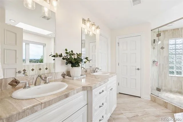 8926 Ridgepoint Way Castle Pines, CO 80108