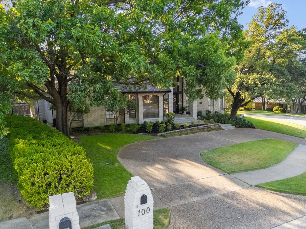 100 Krohn Court Irving, TX 75038